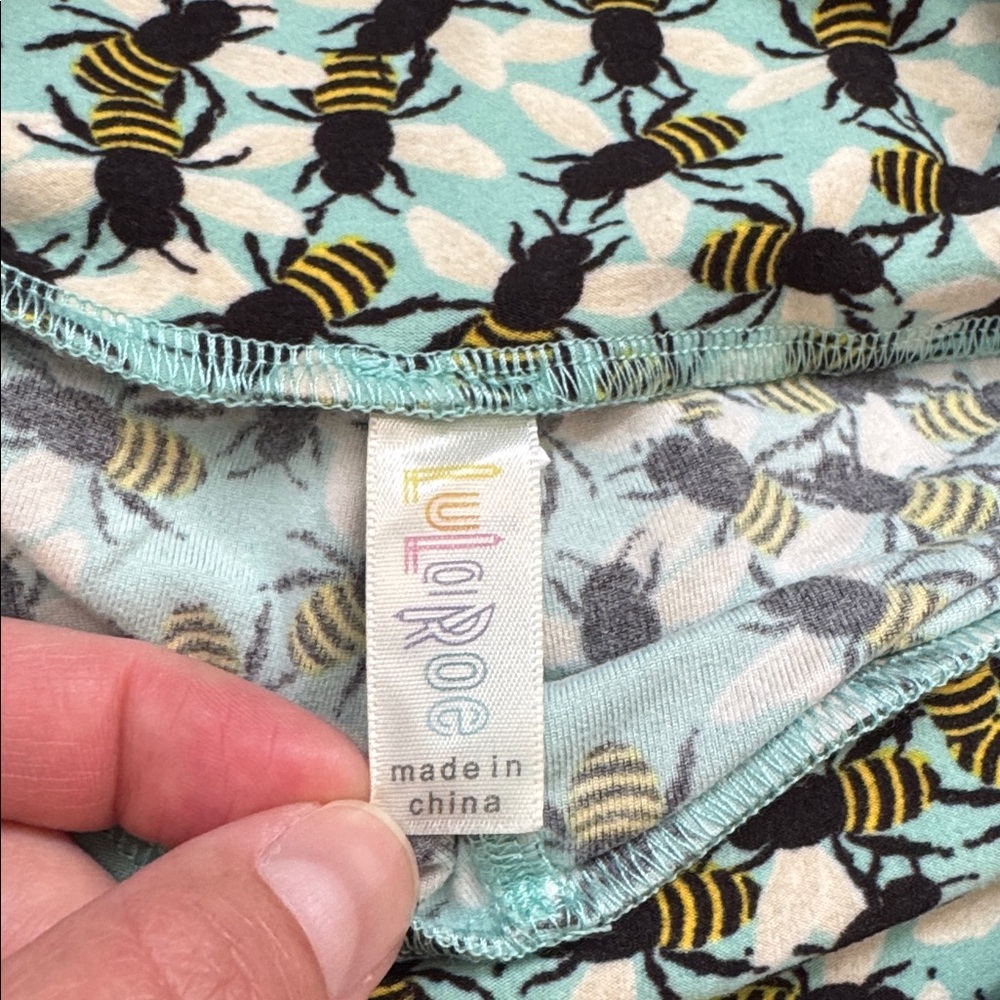 New without tags LuLaRoe OS bumblebee leggings - Picture 3 of 4